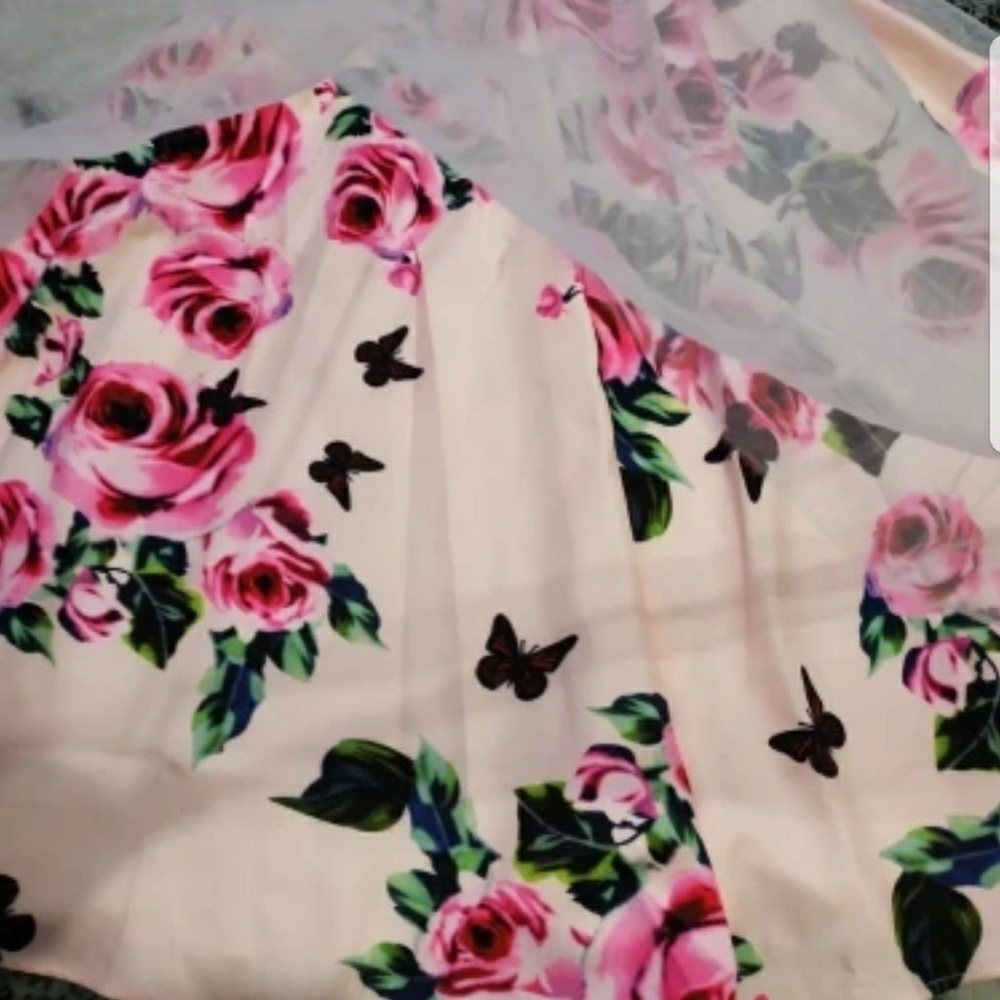 Dress - Picture 3 of 5